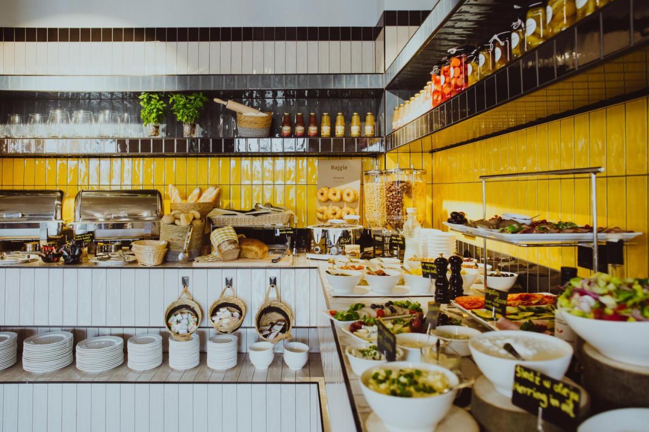 Arche Hotel Wroclaw Airport Екстериор снимка