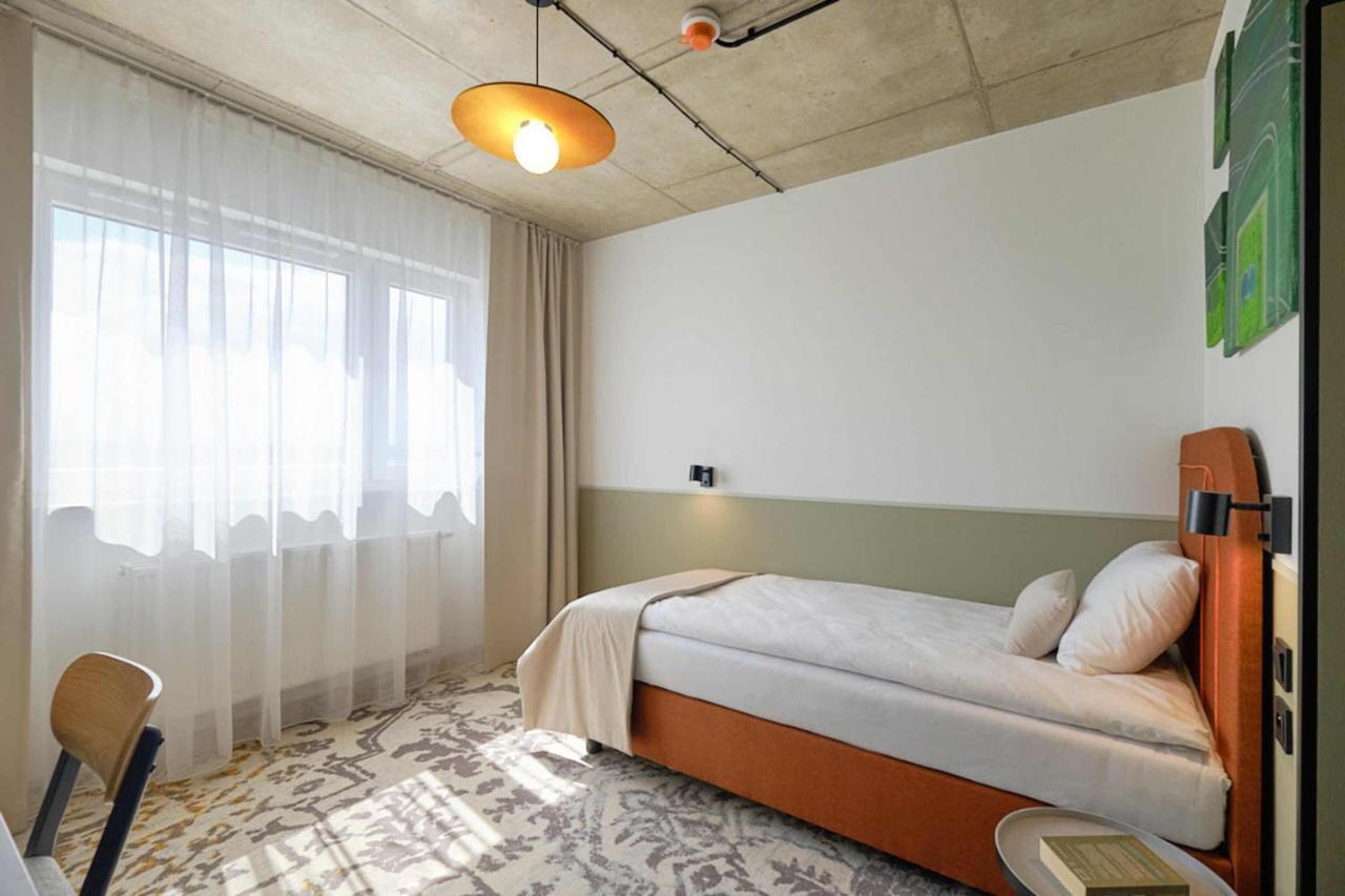 Arche Hotel Wroclaw Airport Екстериор снимка